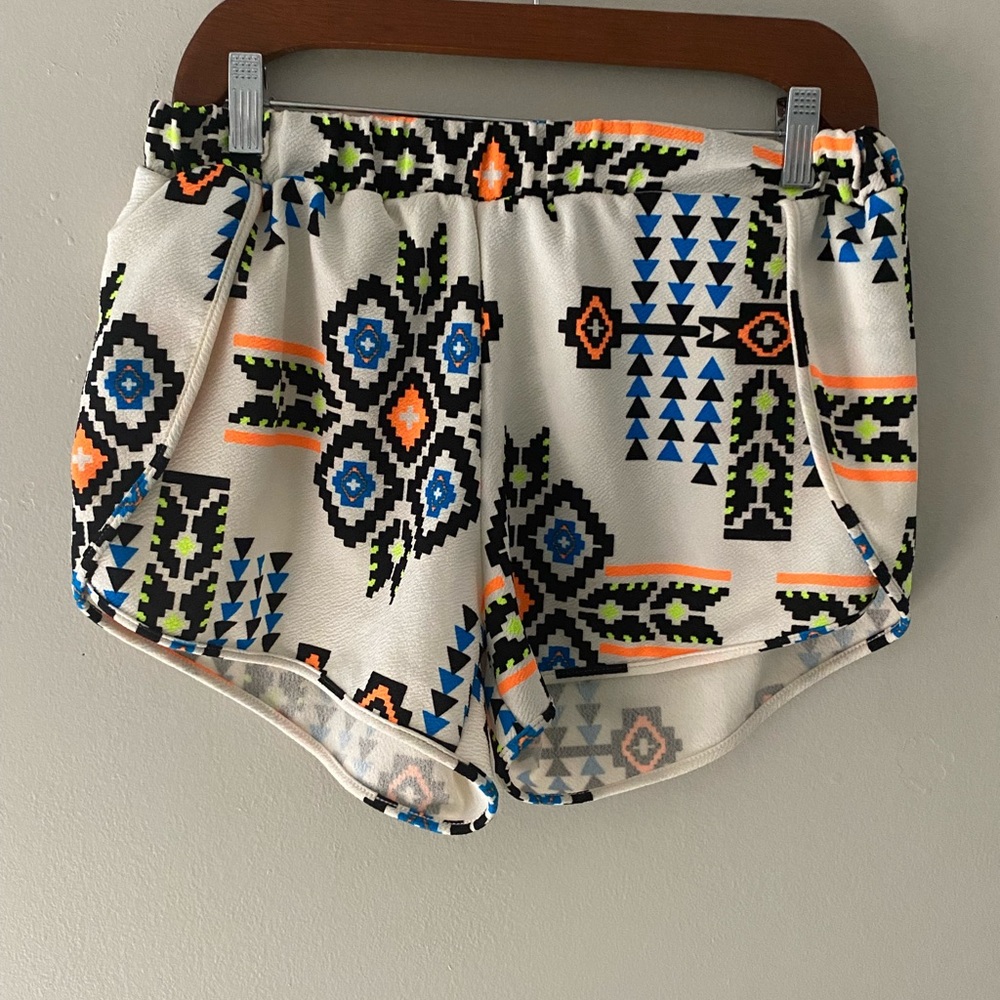 Milky Way Trendy Geometric Women's Athletic Shorts